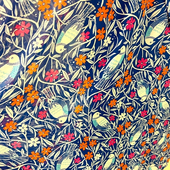 Old Navy blue/bird design maxi-dress size medium - Picture 6 of 7